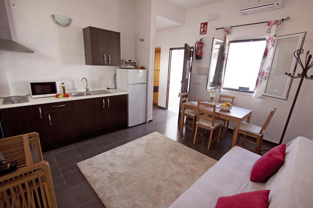 Apartamentos Puerta Sierra Пуерто-Серрано Екстер'єр фото